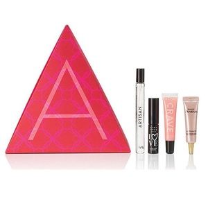 Romance Me, Pamper Me A Box, Avon.